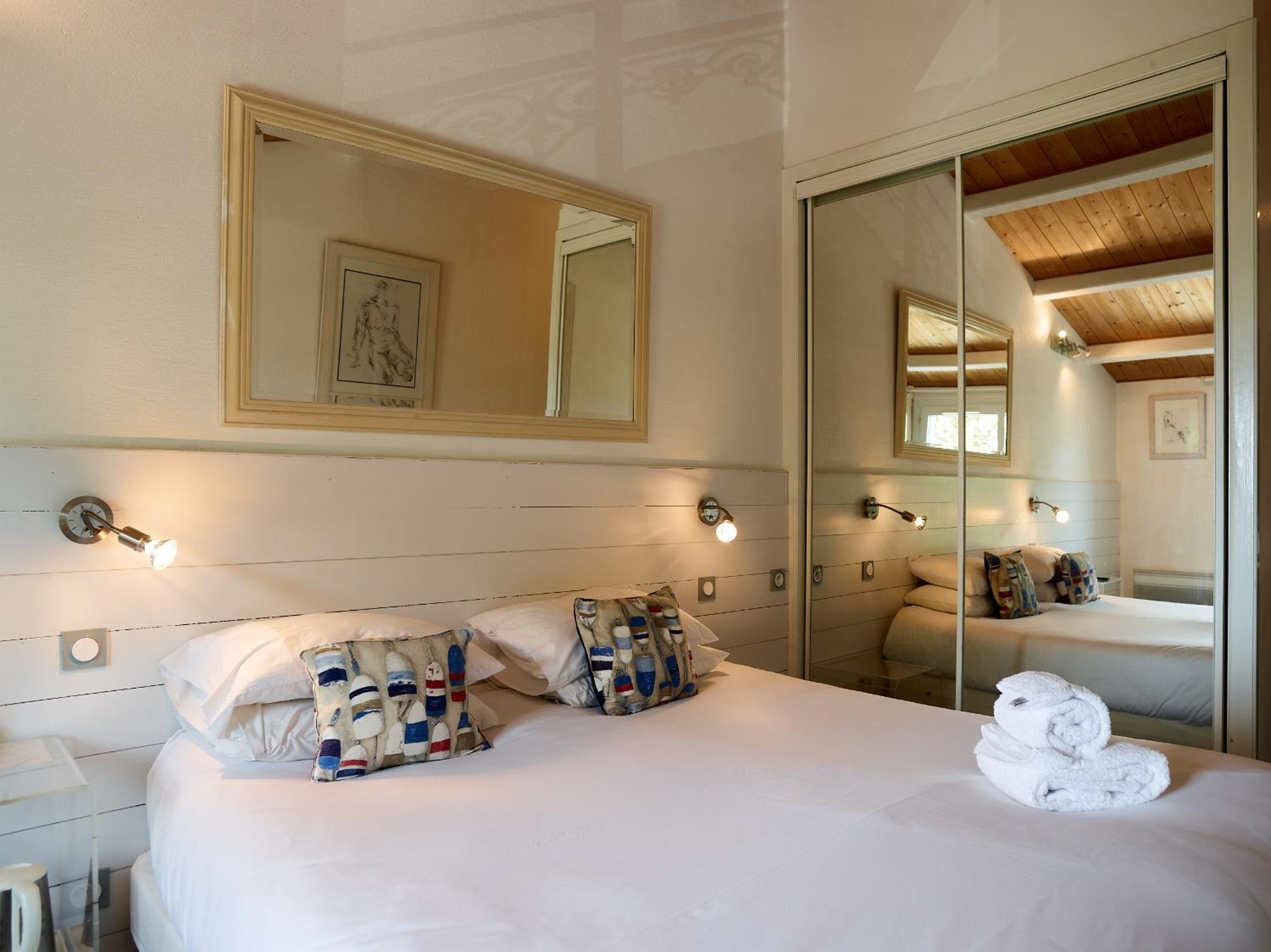 Le Clos Du Galion - Ile De Re Saint-Martin-de-Re ภายนอก รูปภาพ
